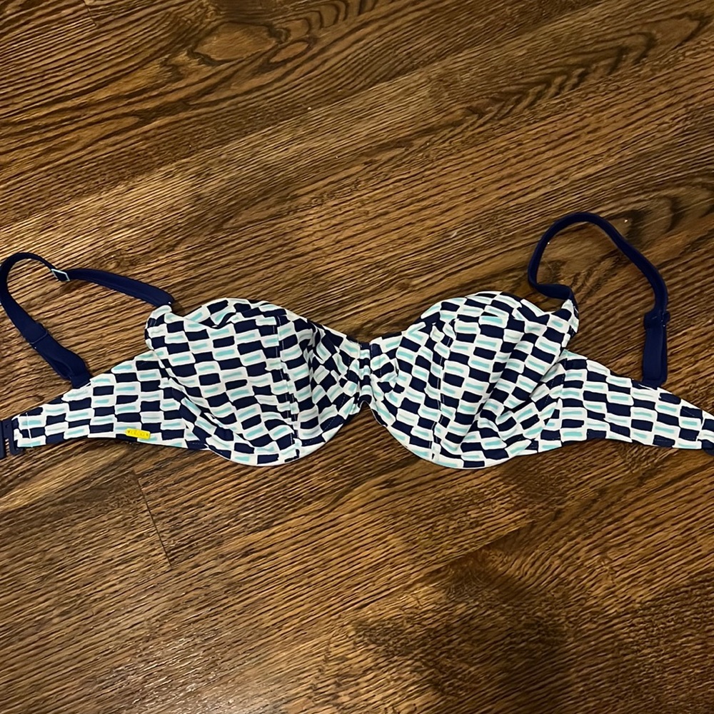Dark blue, turquoise and white bikini top size 30FF